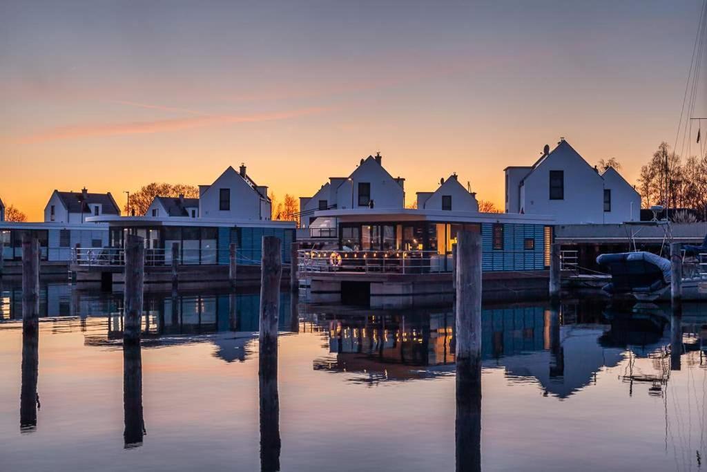 Floatinghouses Peenemuende Exterior foto