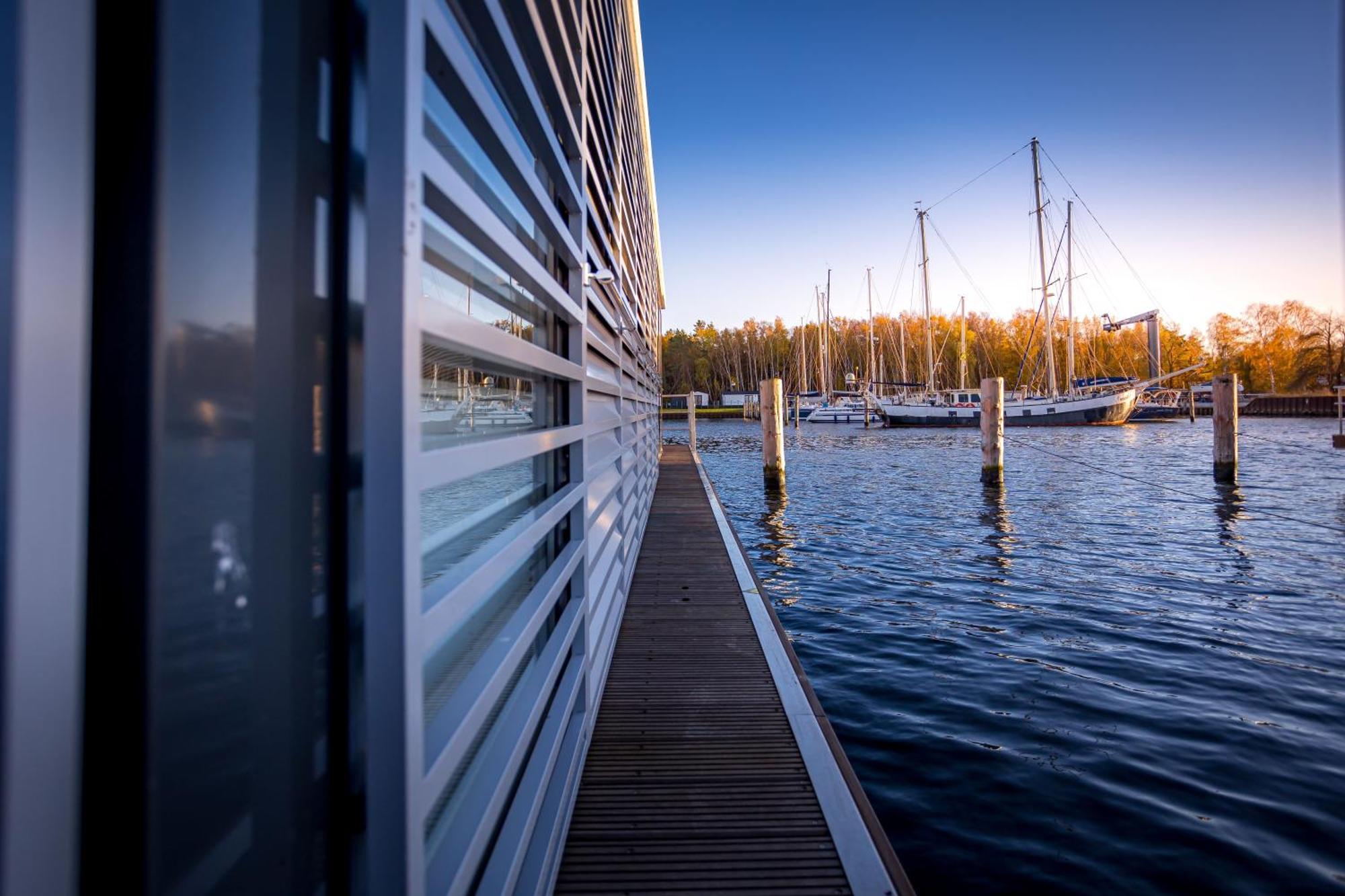 Floatinghouses Peenemuende Exterior foto