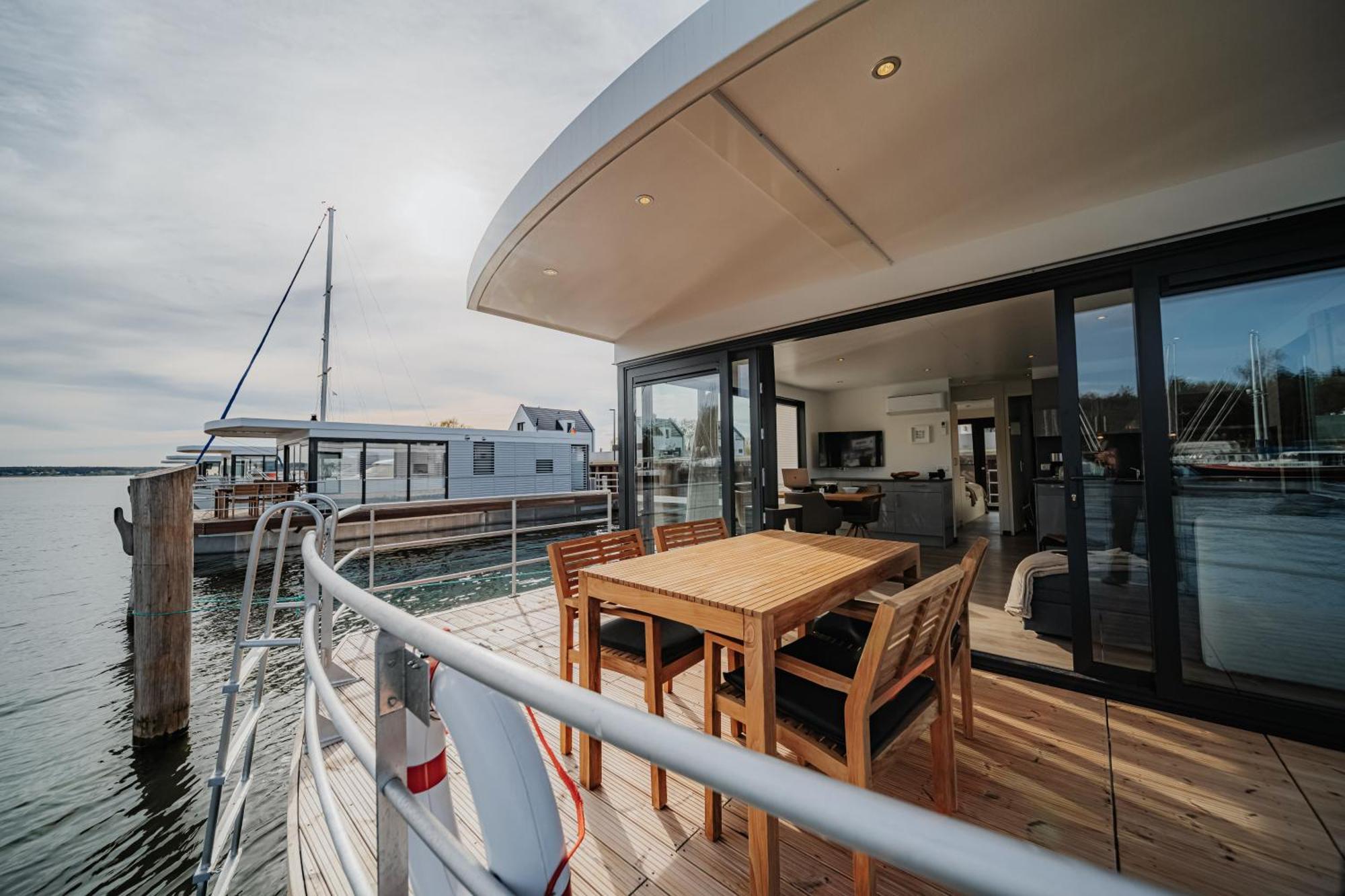 Floatinghouses Peenemuende Exterior foto